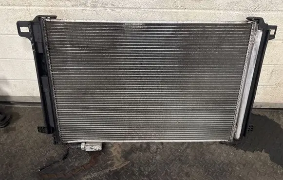 Mercedes-Benz SLK R172 A/C cooling radiator (condenser) A2045000554
