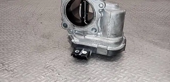Citroen C4 II Picasso Throttle valve 9673534480 28275019