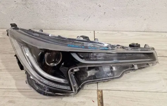 Toyota Corolla E210 E21 Headlight/headlamp 8111002S70