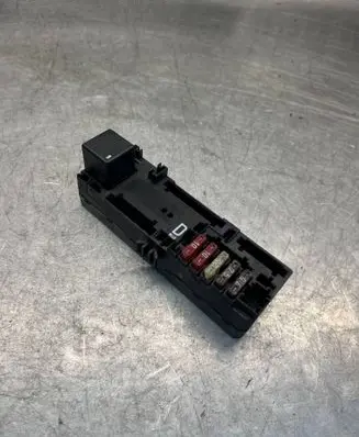 Mercedes-Benz E W210 Fuse box set A0005400372 05376120