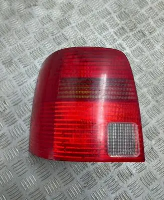 Volkswagen PASSAT B5 Rear/tail lights 393365 392847