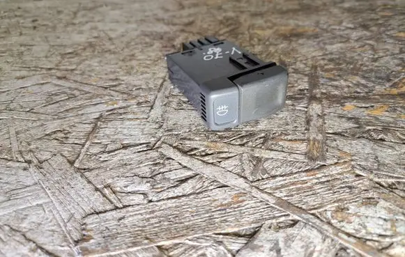 Volvo S70 V70 V70 XC Fog light switch 9148994 99W04V 4970
