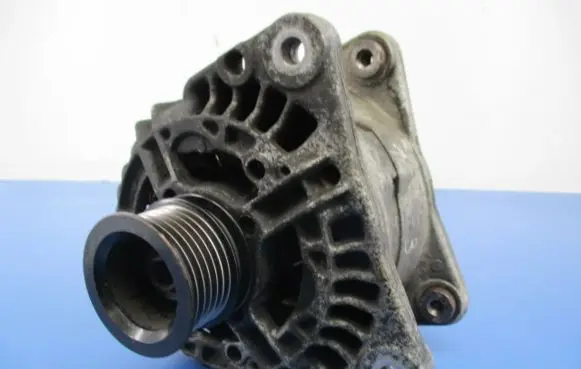 Seat Ibiza II (6k) Generator/alternator 037903025L