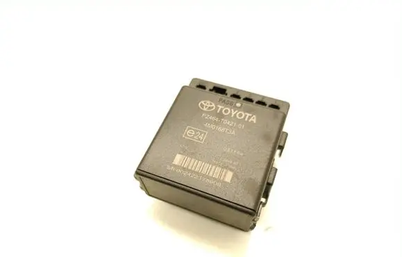 Toyota Yaris Parking PDC control unit/module 4M0168T3A