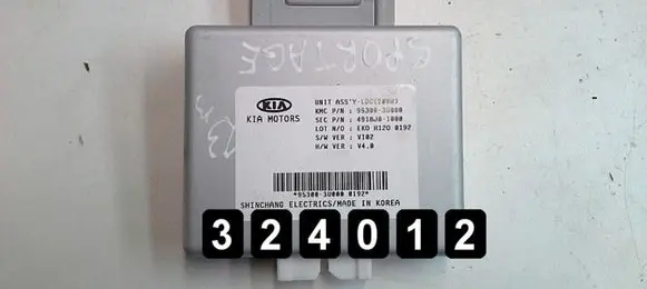 KIA Sportage Engine control unit/module 95300-3U000