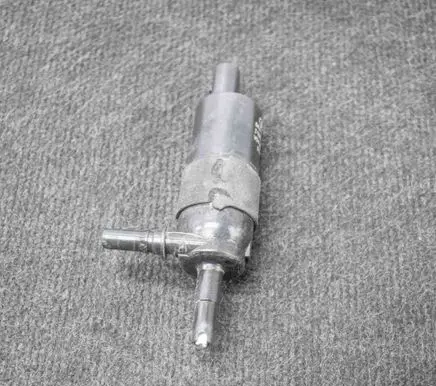 Audi A4 S4 B8 8K Windscreen/windshield washer pump 8K0955681 31097200