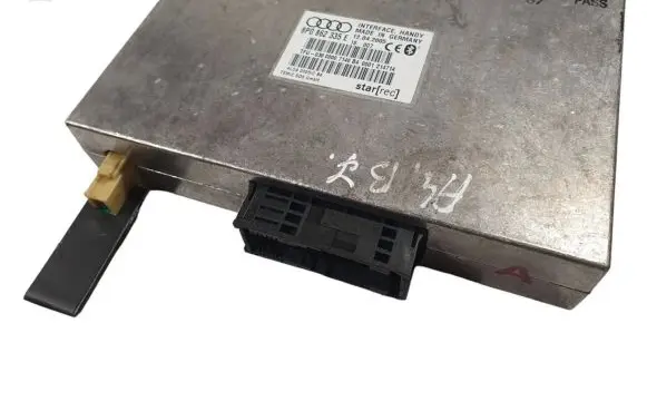 Audi A4 S4 B7 8E 8H Bluetooth control unit module 8P0862335E