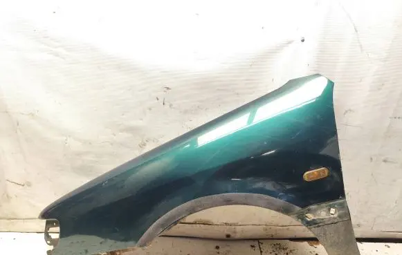 Volkswagen PASSAT B4 Fender