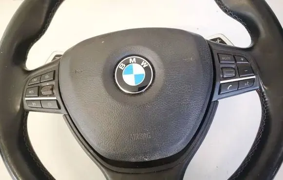 BMW 5 GT F07 Steering wheel buttons/switches 