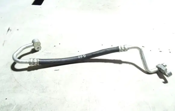 Infiniti Q50 Air conditioning (A/C) pipe/hose