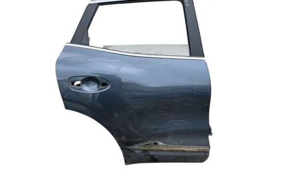 Renault Kadjar Rear door