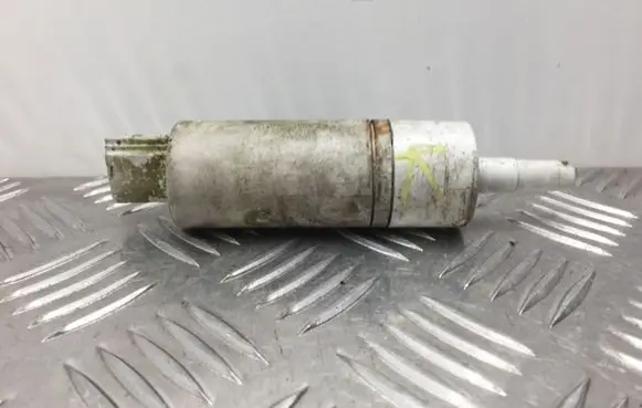 Mercedes-Benz ML W164 Headlight washer spray nozzle