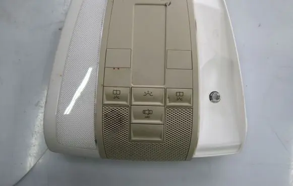 Mercedes-Benz E A207 Front seat light A2078200101