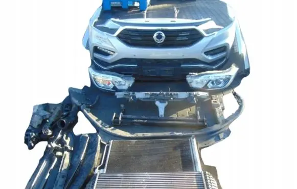 SsangYong Rexton Front piece kit 