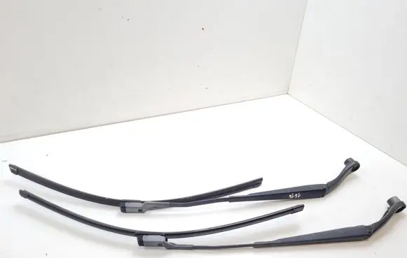 Peugeot RCZ Front wiper blade arm YM24004680 YM24004580
