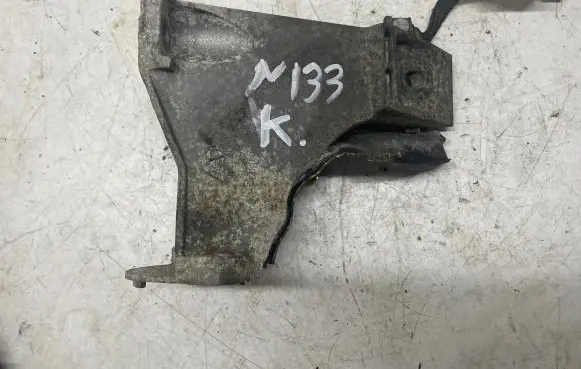 BMW X5 E70 Engine mounting bracket 6777265 6754410 16090010HT