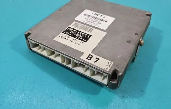 Toyota RAV 4 (XA20) Engine control unit/module ECU 8966142A10 IMPRK1592453