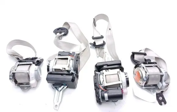 Porsche Cayenne (9Y0 9Y3) Set of seat belts 9Y0857706C 9Y0857805A 9Y0857705C