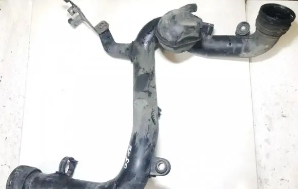 Volkswagen Golf Plus Intercooler hose/pipe 1k0145770b