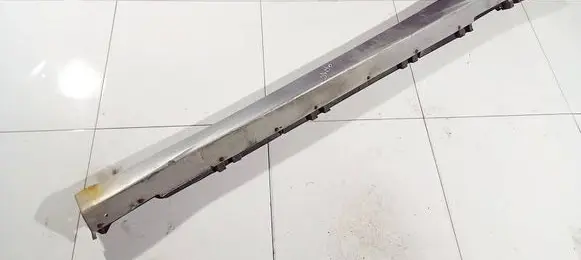 Mitsubishi Grandis Sill