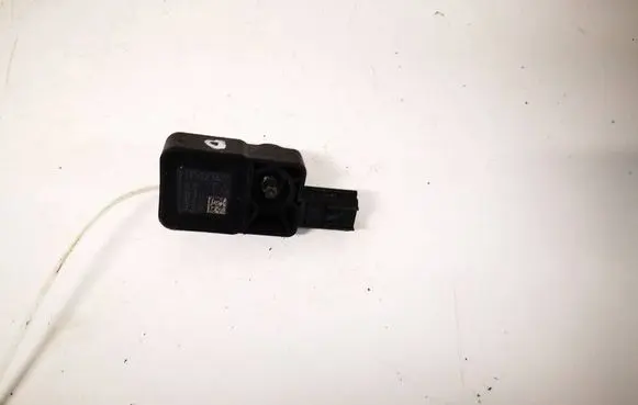 Opel Insignia A Airbag deployment crash/impact sensor 13502341