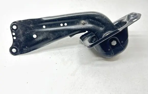 Skoda Octavia Mk3 (5E) Rear upper control arm/wishbone 5Q0505225C
