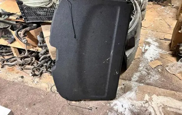 Toyota Avensis T250 Parcel shelf load cover 