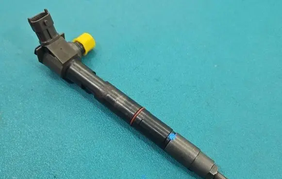 Opel Astra K Fuel injector 55490361 IMPRK1552335