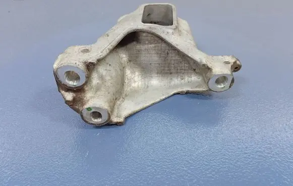 Honda Accord Gearbox mounting bracket 50TL0