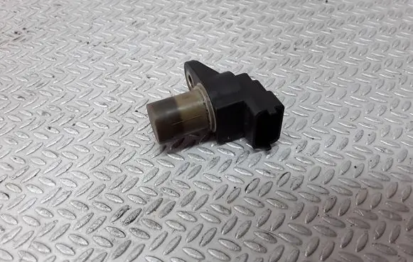 Mercedes-Benz C W203 Camshaft position sensor A0031538728
