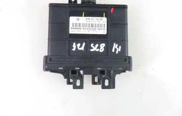 Audi A3 S3 8L Gearbox control unit/module 5WK33374 01M927733ER