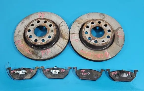 Volkswagen Golf V Brake discs and calipers set IMPRK1578977