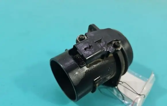Peugeot 5008 Mass air flow meter 9683282980 IMPRK1543568
