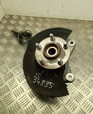 Lexus CT 200H Front wheel hub F05R