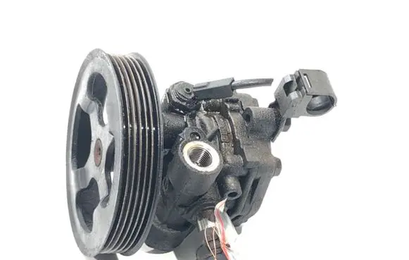 Mitsubishi Outlander Power steering pump