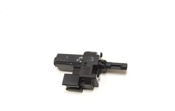 Clutch pedal sensor