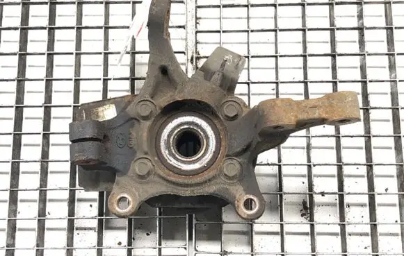 KIA Ceed Front wheel hub spindle knuckle