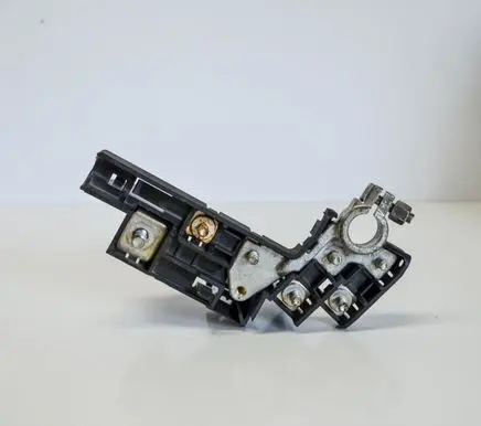 Audi A6 S6 C6 4F Other engine bay part 4F0915459