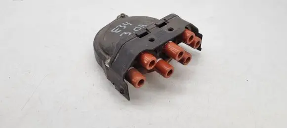 BMW 5 E34 Spark distributor cap 1715905