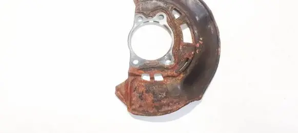 Toyota RAV 4 (XA30) Front brake disc dust cover plate 