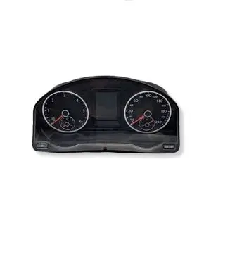 Volkswagen Tiguan Speedometer (instrument cluster) 5N0920871B