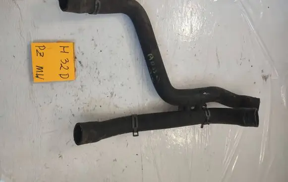 Ford Focus Engine coolant pipe/hose 89741543