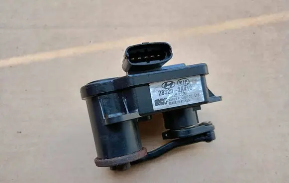 KIA Sportage Intake manifold 283202A410