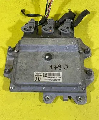Nissan Qashqai Wing mirror control module 