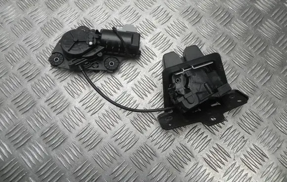 Volvo XC60 Tailgate/trunk/boot lock/catch/latch 32149889