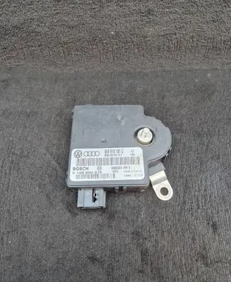 Audi A8 S8 D3 4E Battery control module 4E0915181C 4E0910181C 0199000015
