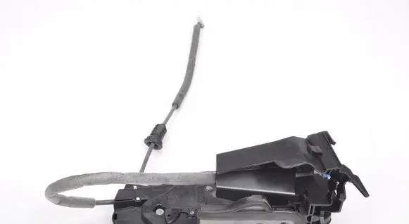 Mercedes-Benz GLA H247 Front door lock A1770032899