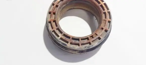 Lancia Lybra Coil spring mount 