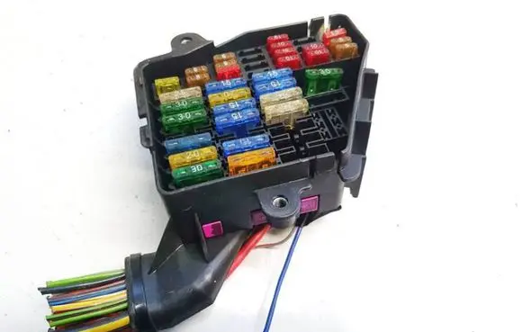Audi A4 S4 B5 8D Fuse box set 8d1941824