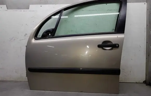 Citroen C3 Front door